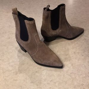 Paige size 6 brown suede heeled ankle boots